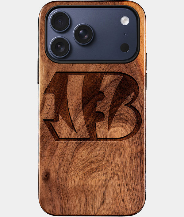 Custom Cincinnati Bengals iPhone 17/17 Pro/17 Pro Max/17 Air Case - Wood Bengals Cover - Eco-friendly Cincinnati Bengals iPhone 17 Case - Carved Wood Custom Cincinnati Bengals Gift For Him - Monogrammed Personalized iPhone 17 Cover By Engraved In Nature