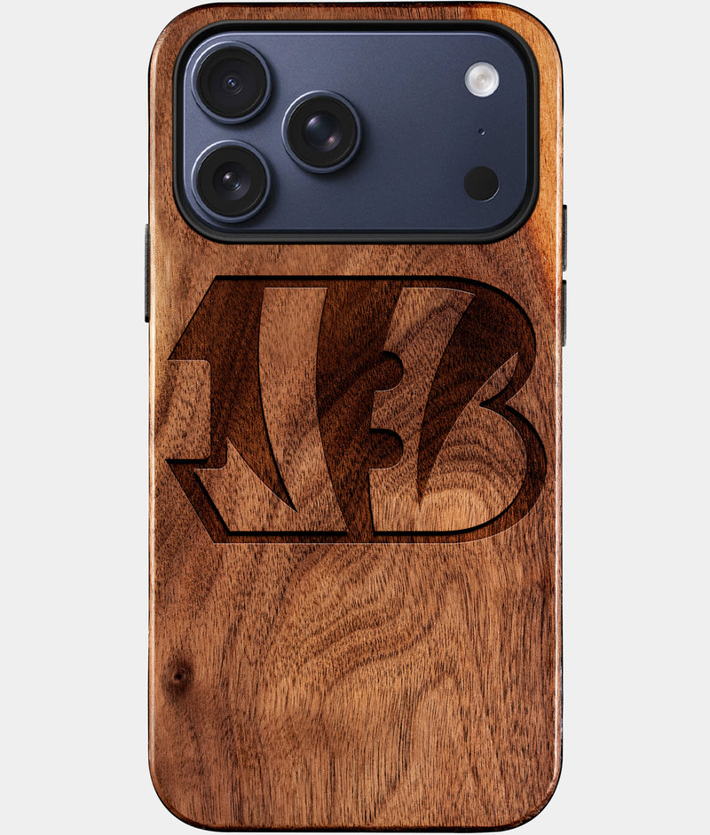 Custom Cincinnati Bengals iPhone 17/17 Pro/17 Pro Max/17 Air Case - Wood Bengals Cover - Eco-friendly Cincinnati Bengals iPhone 17 Case - Carved Wood Custom Cincinnati Bengals Gift For Him - Monogrammed Personalized iPhone 17 Cover By Engraved In Nature