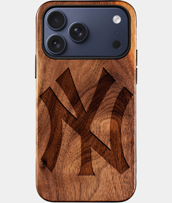Custom Classic New York Yankees iPhone 17/17 Pro/17 Pro Max/17 Air Case - Wood Yankees Cover - Eco-friendly New York Yankees iPhone 17 Case - Carved Wood Custom New York Yankees Gift For Him - Monogrammed Personalized iPhone 17 Cover By Engraved In Nature