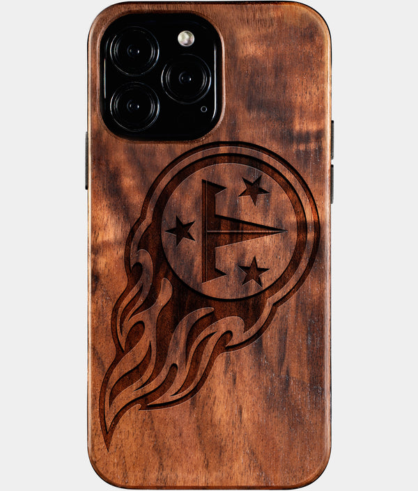 Custom Tennessee Titans iPhone 16/16 Pro/16 Pro Max/16 Plus Case - Wood Tennessee Titans Cover - Eco-friendly Tennessee Titans iPhone 16 Case - Carved Wood Custom Tennessee Titans Gift For Him - Monogrammed Personalized iPhone 16 Cover By Engraved In Nature