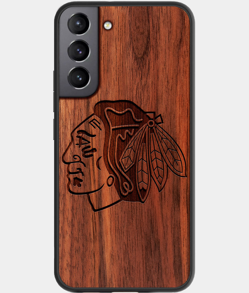 Best Walnut Wood Chicago Blackhawks Galaxy S21 FE Case - Custom Engraved Cover - Engraved In Nature