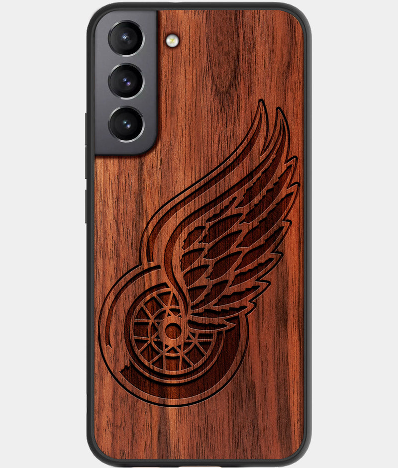 Best Walnut Wood Detroit Red Wings Galaxy S21 FE Case - Custom Engraved Cover - Engraved In Nature