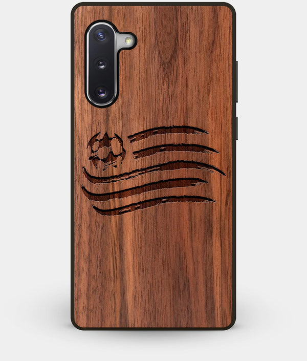 Best Custom Engraved Walnut Wood New England Revolution Note 10 Case - Engraved In Nature