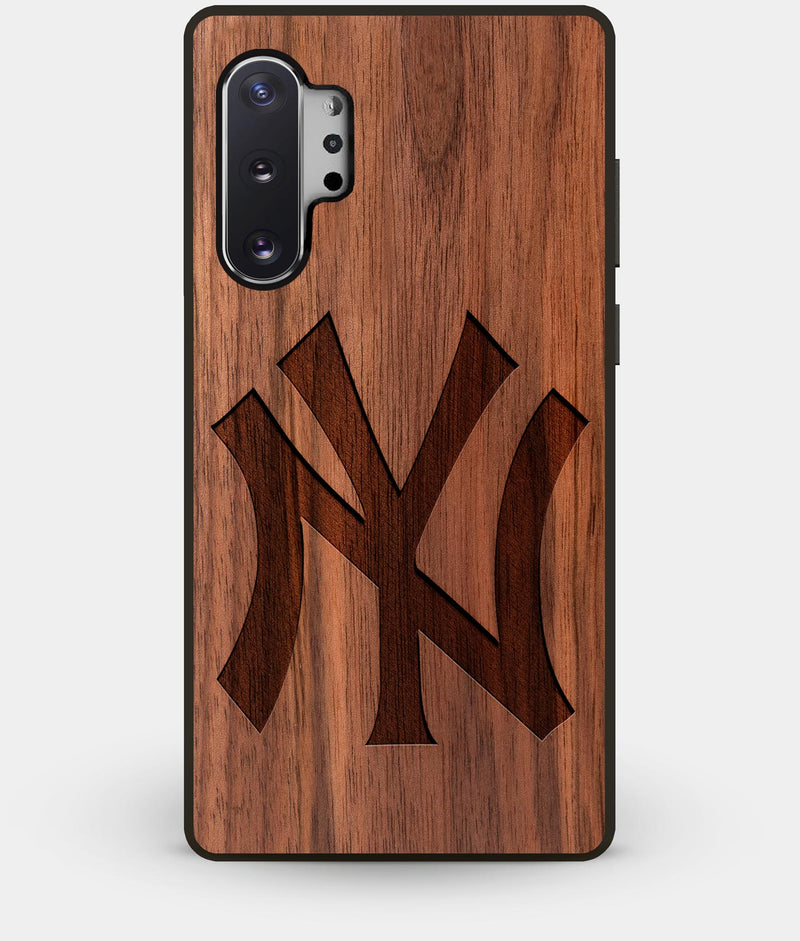 Best Custom Engraved Walnut Wood New York Yankees Note 10 Plus Case Classic - Engraved In Nature