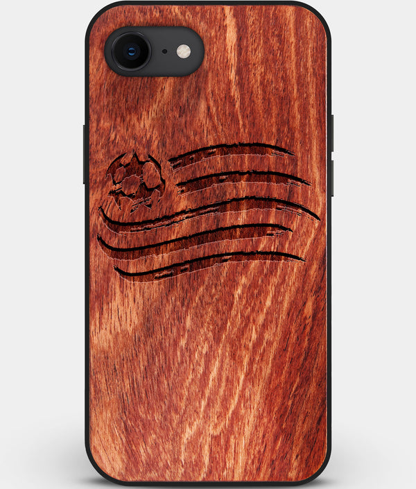 Best Custom Engraved Wood New England Revolution iPhone SE Case - Engraved In Nature