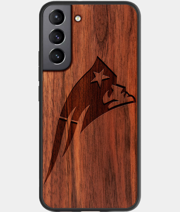 Best Walnut Wood New England Patriots Galaxy S21 FE Case - Custom Engraved Cover - Engraved In Nature