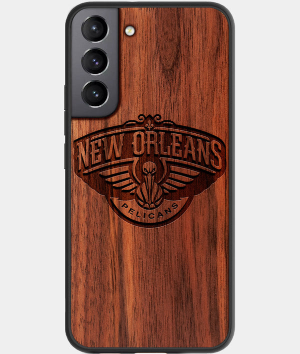 Best Walnut Wood New Orleans Pelicans Galaxy S21 FE Case - Custom Engraved Cover - Engraved In Nature