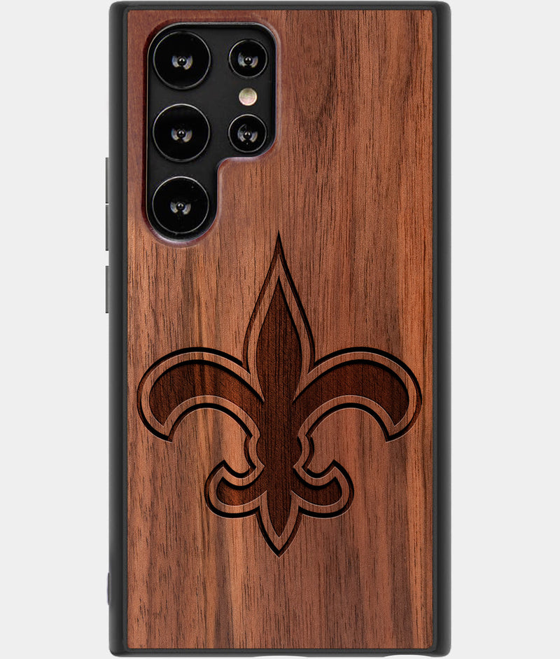 Best Wood New Orleans Saints Samsung Galaxy S22 Ultra Case - Custom Engraved Cover - Engraved In Nature