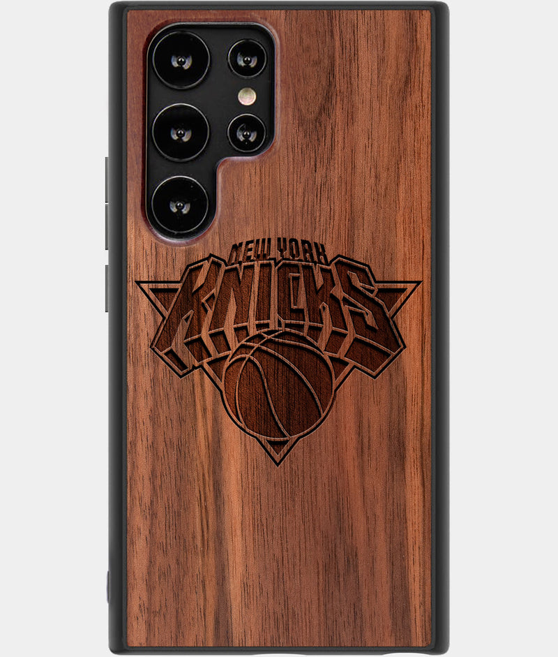 Best Wood New York Knicks Samsung Galaxy S22 Ultra Case - Custom Engraved Cover - Engraved In Nature