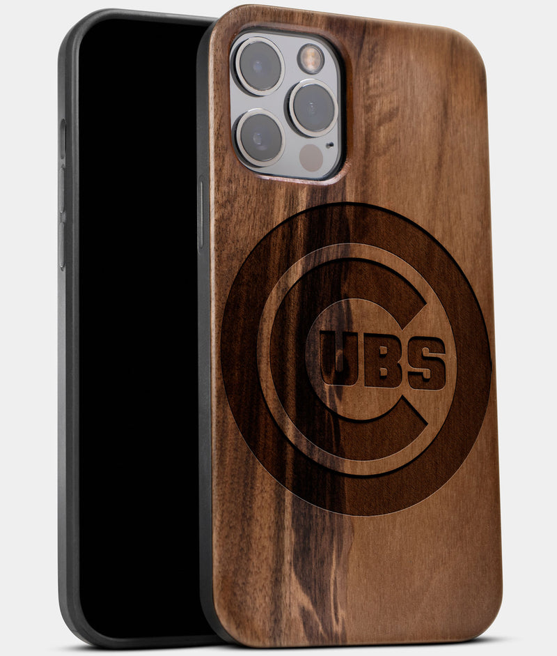 Best Wood Chicago Cubs iPhone 13 Pro Case | Custom Chicago Cubs Gift | Walnut Wood Cover - Engraved In Nature