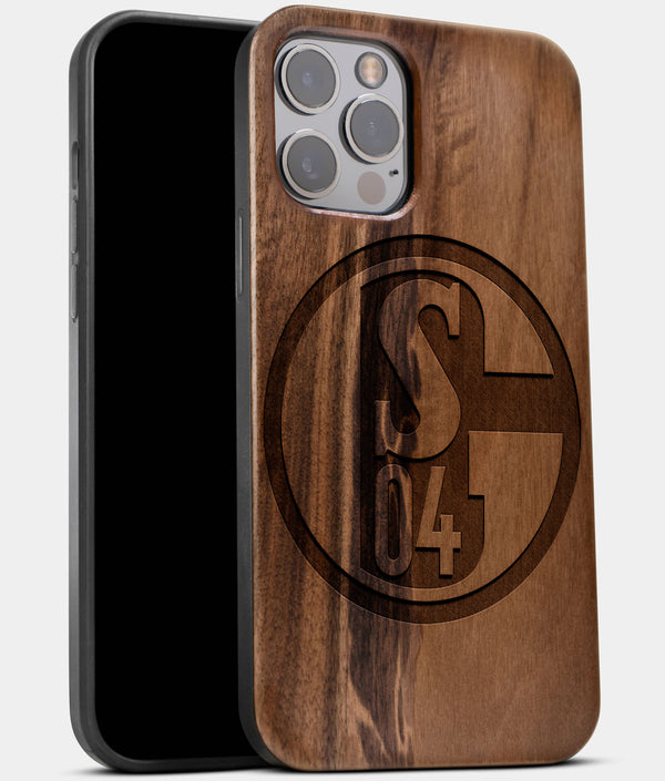 Best Wood FC Schalke 04 iPhone 13 Pro Case | Custom FC Schalke 04 Gift | Walnut Wood Cover - Engraved In Nature