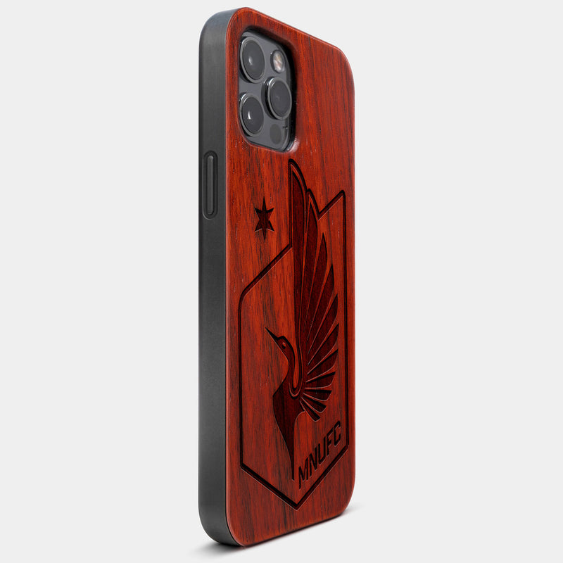 Best Wood Minnesota United FC iPhone 13 Pro Max Case | Custom Minnesota United FC Gift | Mahogany Wood Cover - Engraved In Nature