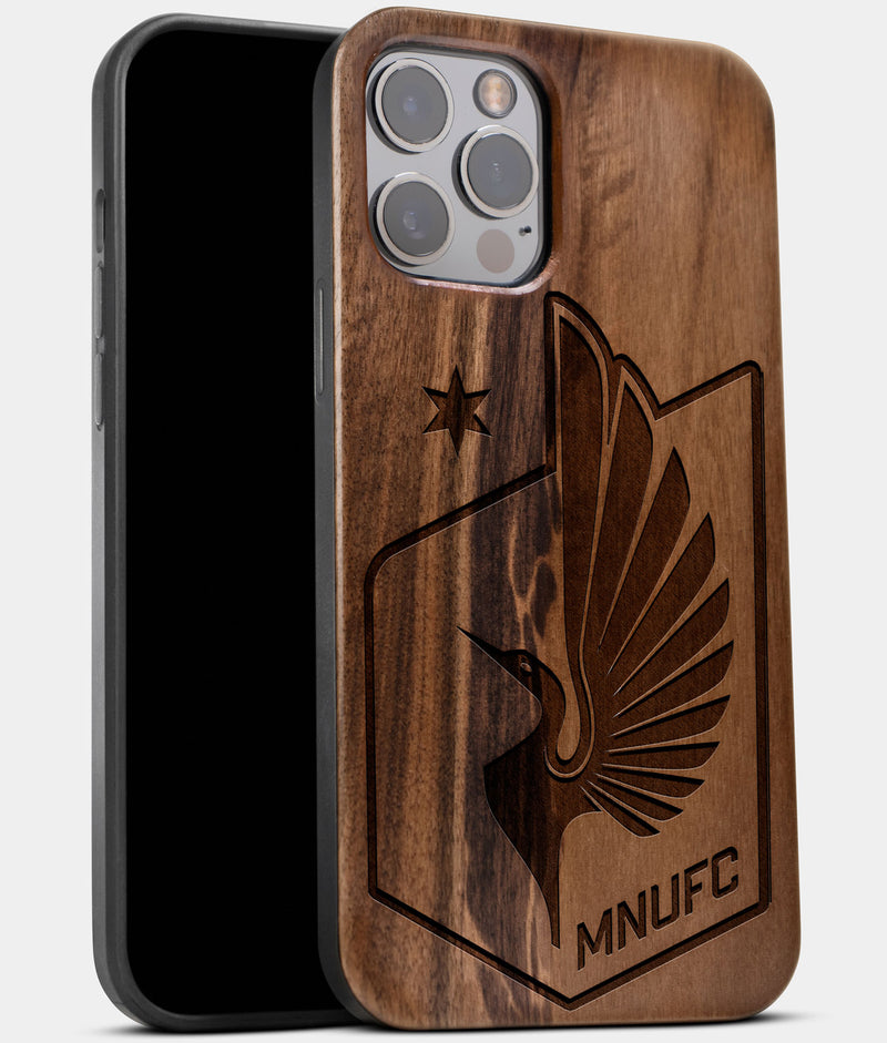Best Wood Minnesota United FC iPhone 13 Pro Max Case | Custom Minnesota United FC Gift | Walnut Wood Cover - Engraved In Nature