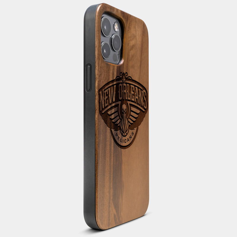 Best Wood New Orleans Pelicans iPhone 13 Pro Case | Custom New Orleans Pelicans Gift | Walnut Wood Cover - Engraved In Nature